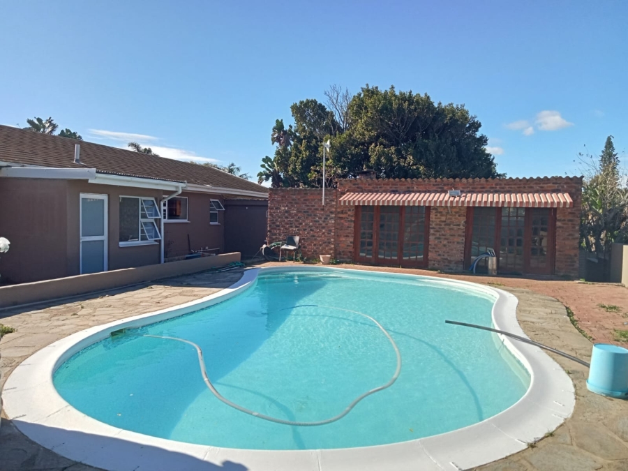 3 Bedroom Property for Sale in Beacon Bay Eastern Cape